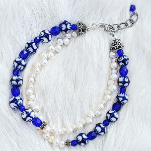 Adjustable cobalt and white pearl bracelet