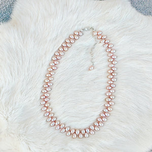 Lusturuous pink pearl necklace